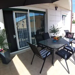Appartement 3 Bedroom With Terrace And Free Parking, Split