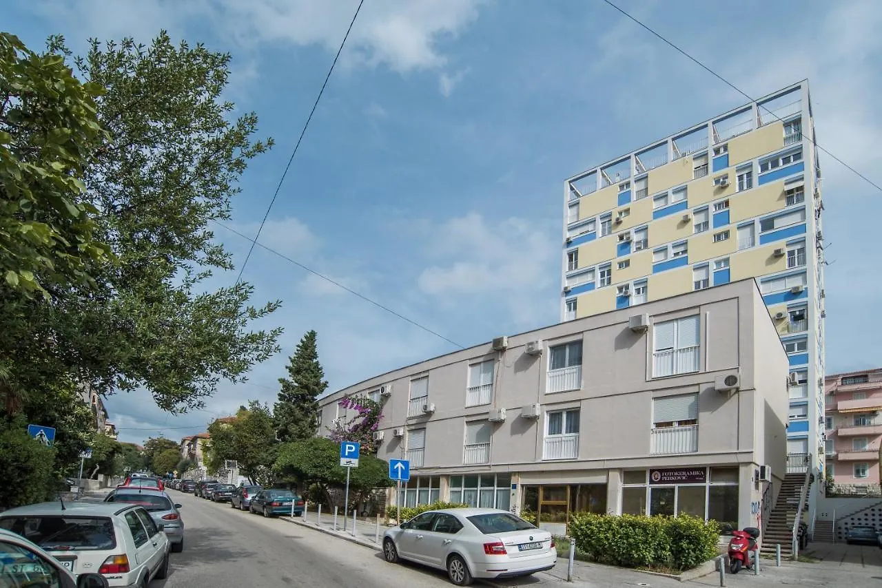 Too Sweet Apartment 1 Split