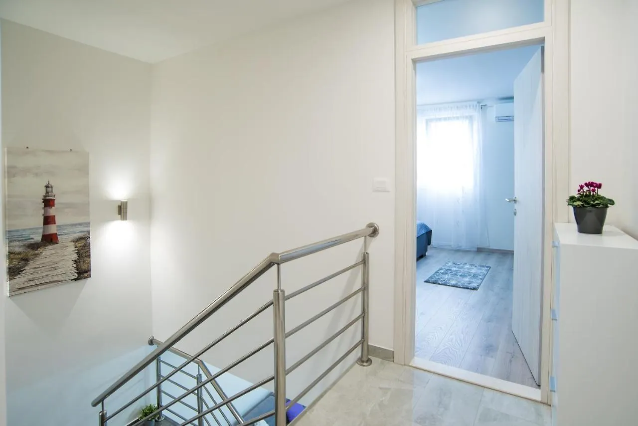 Too Sweet Apartment 1 Split